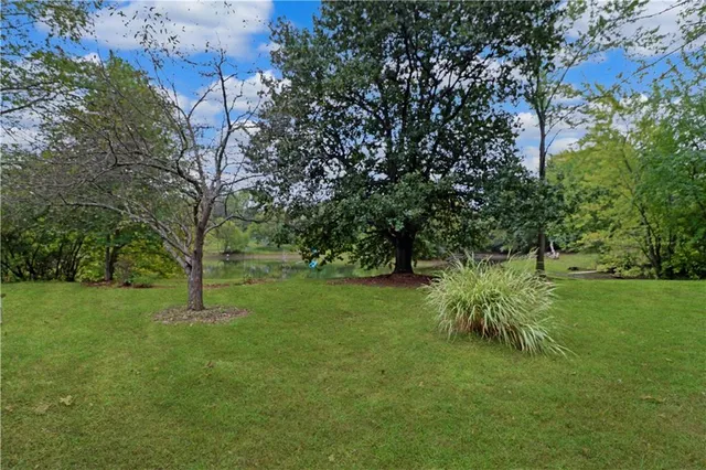 $490,000 | 17 Northeast 465th Road, Warrensburg, MO 64093