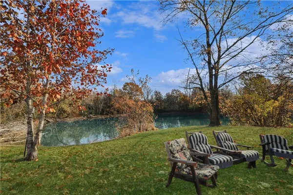 $470,000 | 17 Northeast 465th Road, Warrensburg, MO 64093