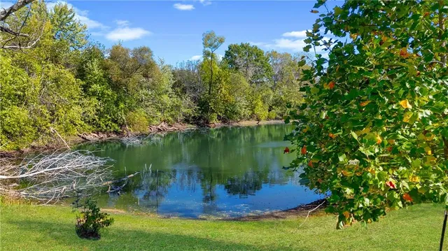 $490,000 | 17 Northeast 465th Road, Warrensburg, MO 64093