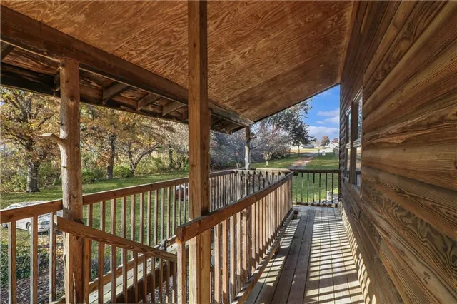 $490,000 | 17 Northeast 465th Road, Warrensburg, MO 64093