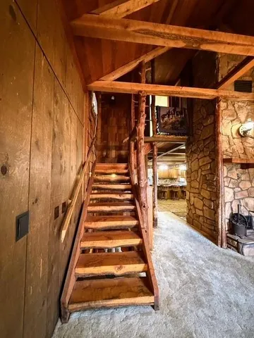 $490,000 | 17 Northeast 465th Road, Warrensburg, MO 64093