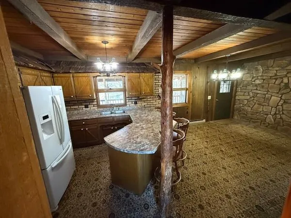 $470,000 | 17 Northeast 465th Road, Warrensburg, MO 64093