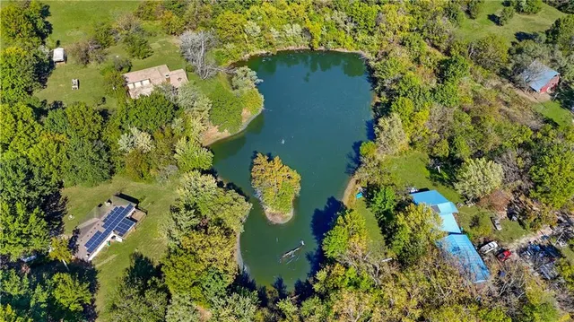 $490,000 | 17 Northeast 465th Road, Warrensburg, MO 64093
