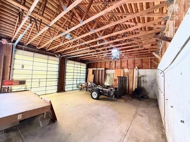 $490,000 | 17 Northeast 465th Road, Warrensburg, MO 64093