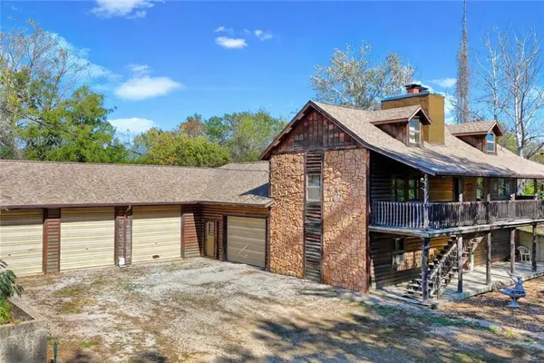 $470,000 | 17 Northeast 465th Road, Warrensburg, MO 64093