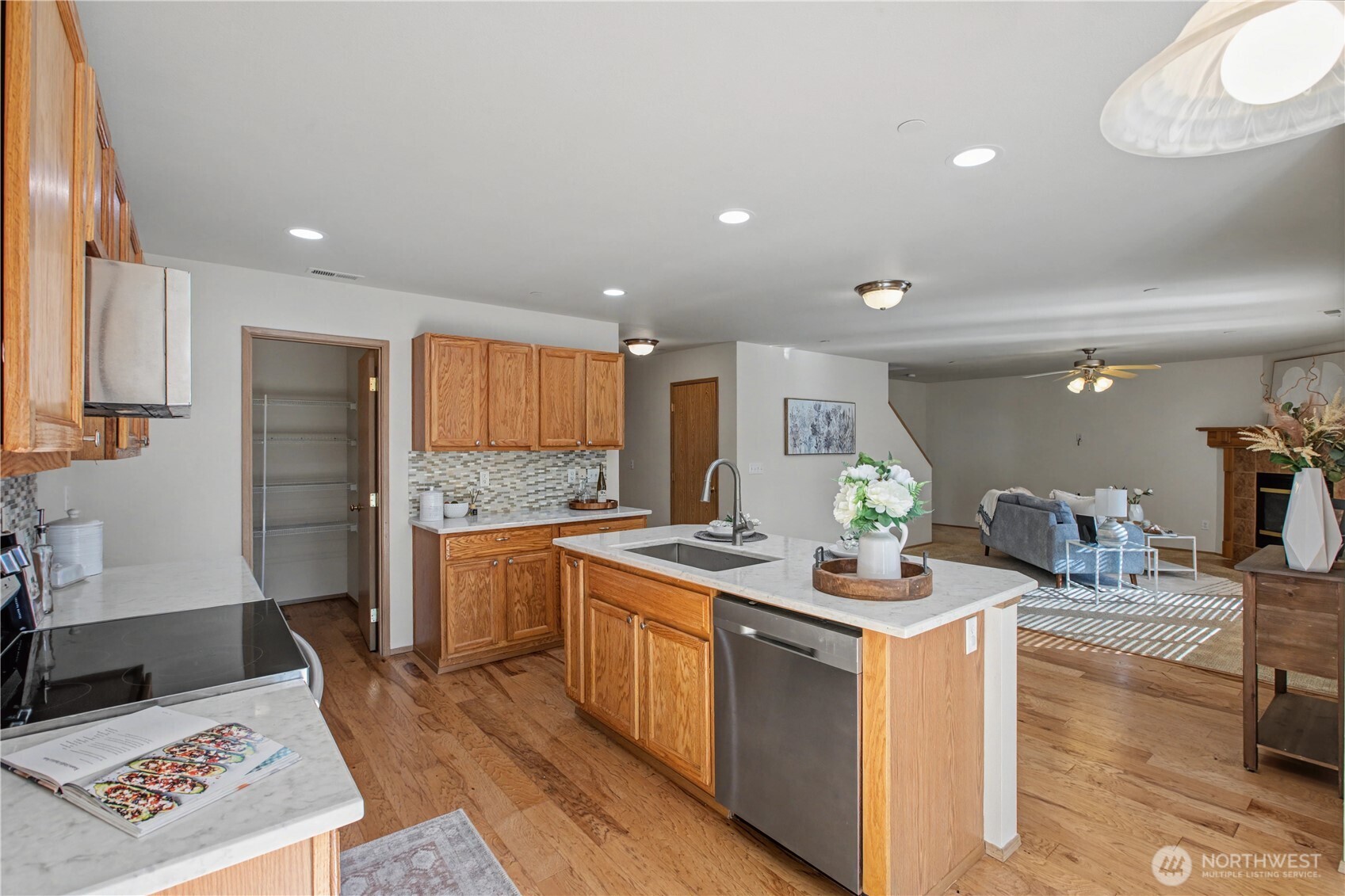 2261 Wallace Loop DuPont, WA 98327 - Photo 14 of 40