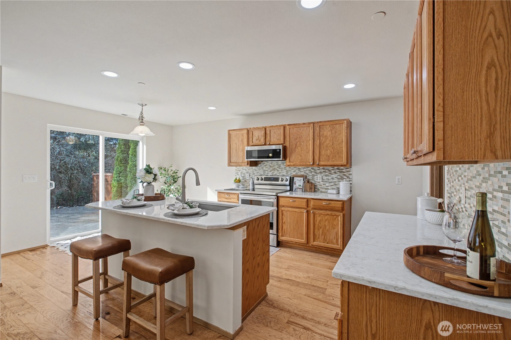 2261 Wallace Loop DuPont, WA 98327 - Photo 10 of 40