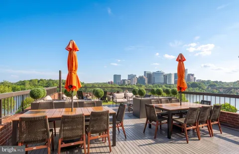 $725,000 | 3299 K Street Northwest, Unit 401, Washington, DC 20007