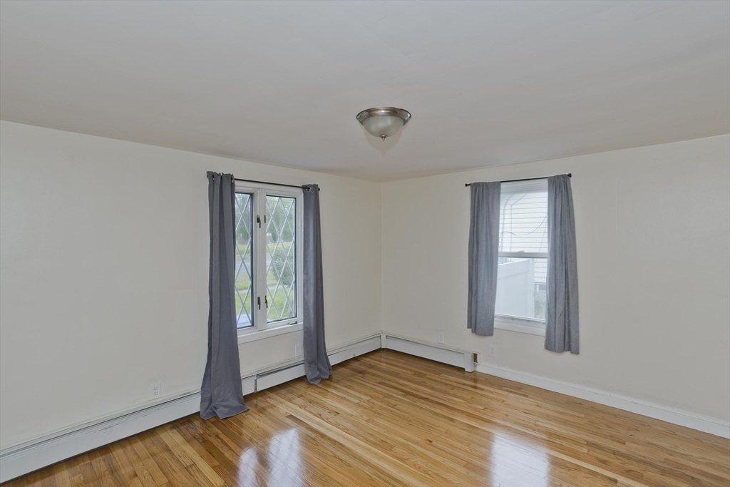 1130 Parker Street Springfield, MA 01119 - Photo 9 of 20 Gallery Image 9