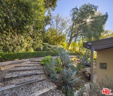 $2,495,000 | 3624 Buena Park Drive, Studio City, CA 91604