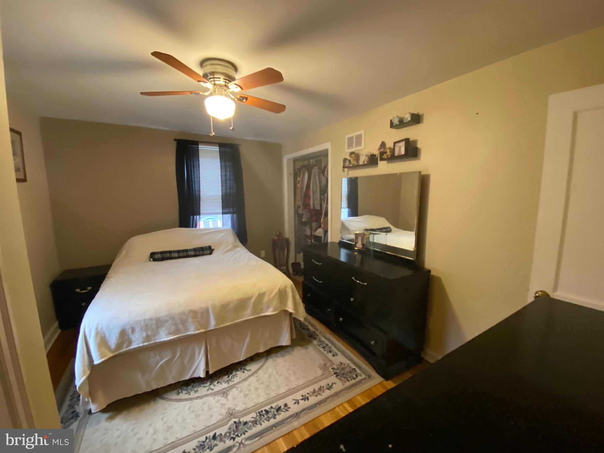 12 James Road Broomall, PA 19008 - Photo 6 of 13 Master bedroom