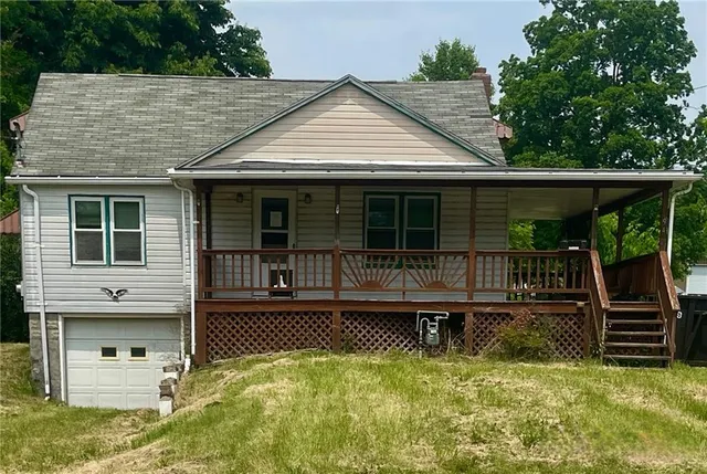$99,900 | 594 East Main St Extension, Grove City, PA 16127