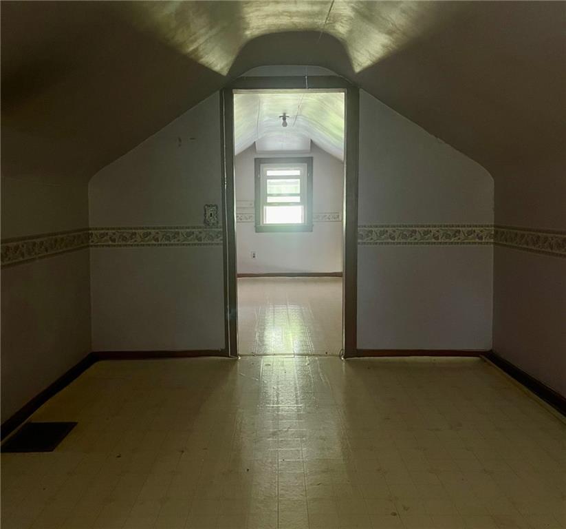 594 East Main St Extension Grove City, PA 16127 - Photo 10 of 14 Bedroom 3