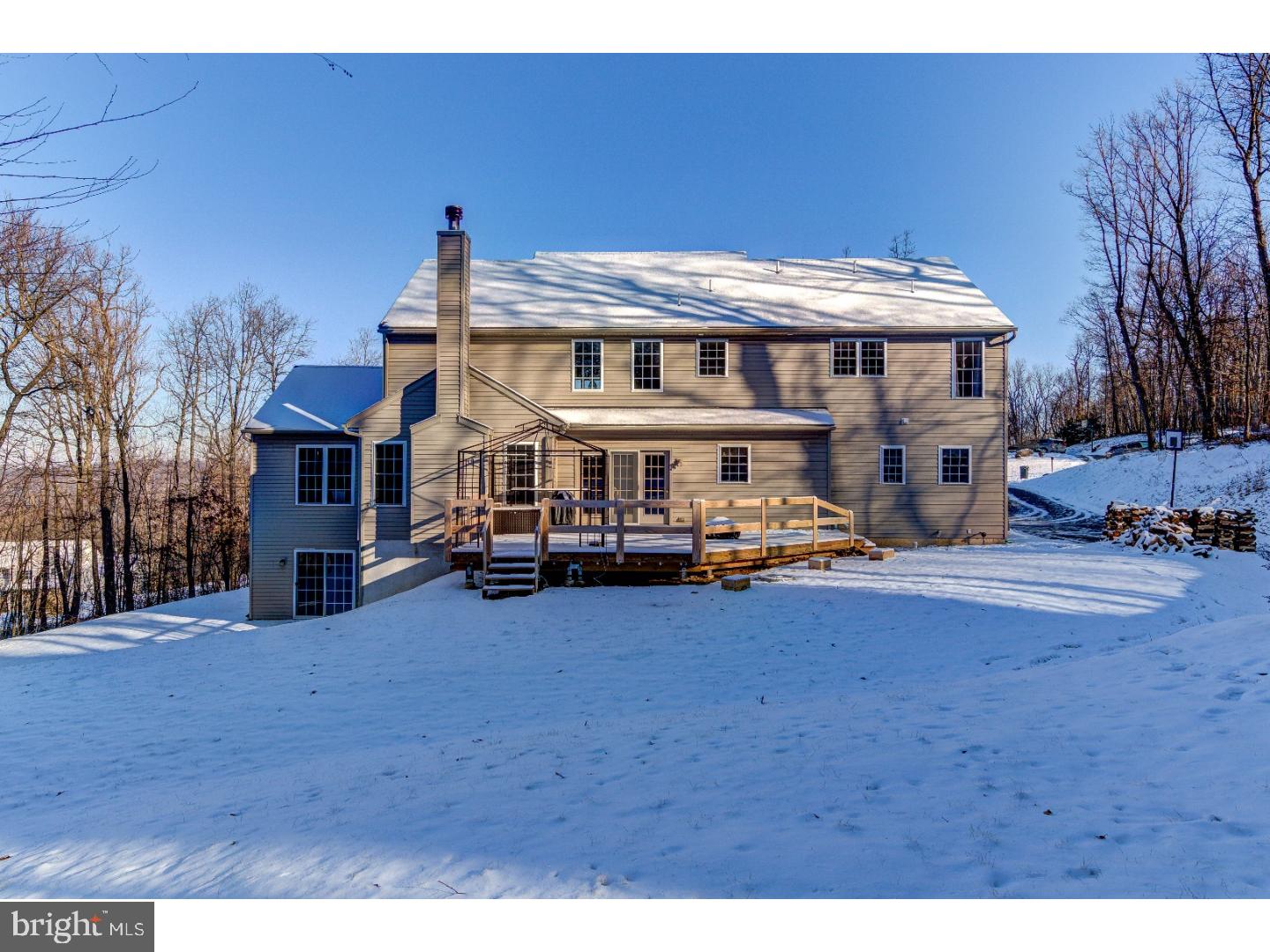 221 Overlook Road Morgantown, PA 19543 - Photo 25 of 25 Exterior Back