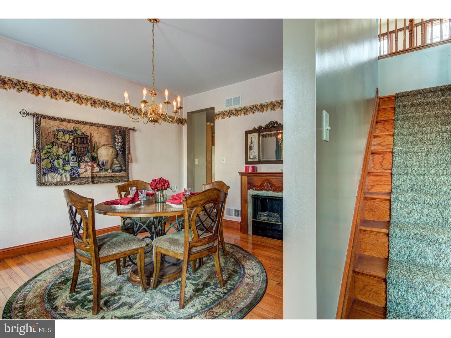 221 Overlook Road Morgantown, PA 19543 - Photo 6 of 25 Dining Room