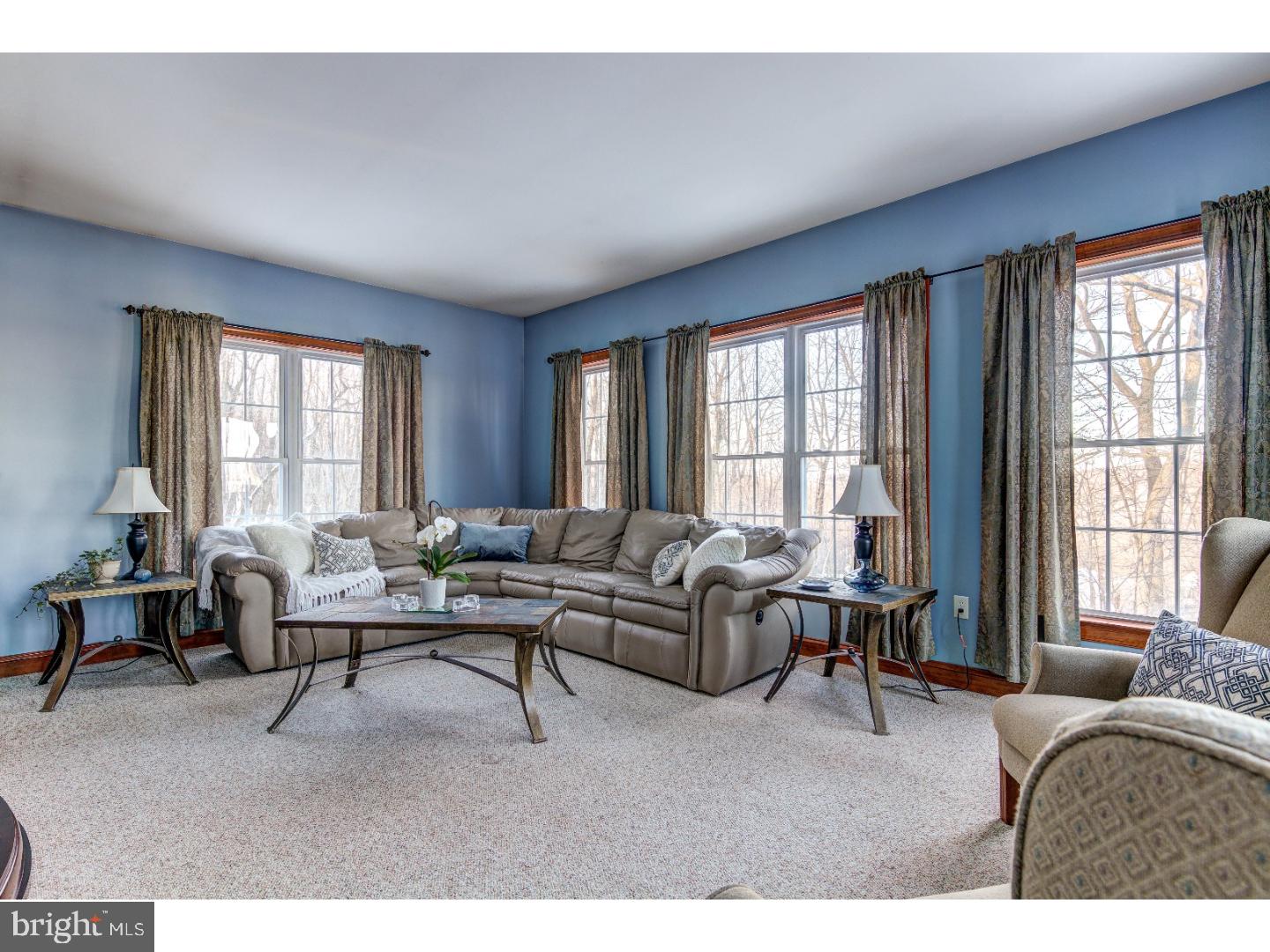 221 Overlook Road Morgantown, PA 19543 - Photo 7 of 25 Great Room