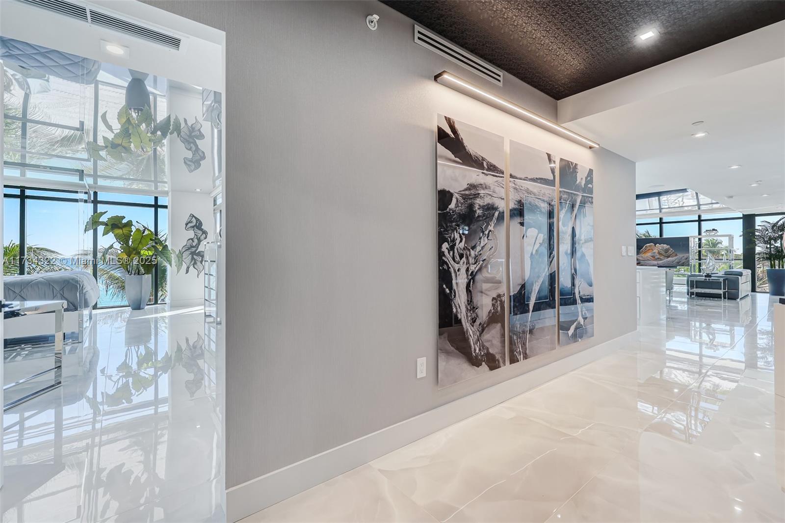 2205 South Surf Road, Unit 4A Hollywood, FL 33019 - Photo 26 of 71 Hall