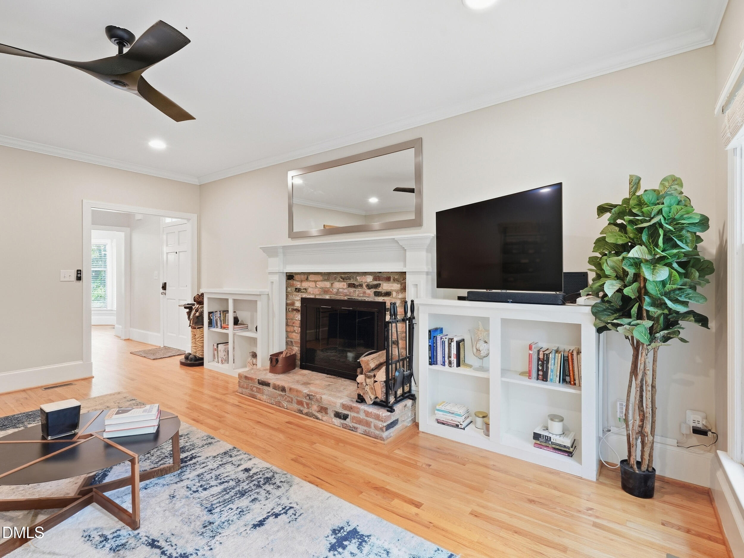 6814 Gloucester Road Raleigh, NC 27612 - Photo 2 of 30 pearce-media-6814-gloucester-rd-08