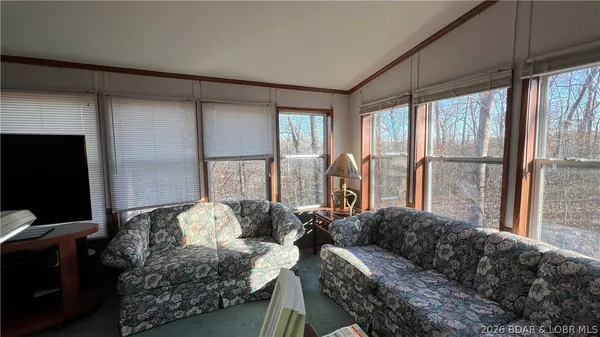 $343,000 | 28721 Keystone Drive, Rocky Mount, MO 65072