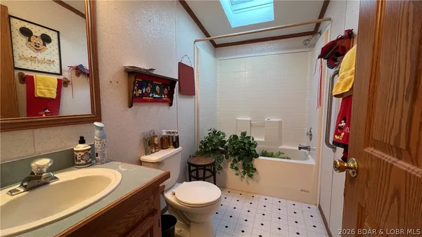 $343,000 | 28721 Keystone Drive, Rocky Mount, MO 65072