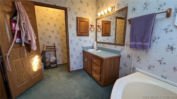 $343,000 | 28721 Keystone Drive, Rocky Mount, MO 65072