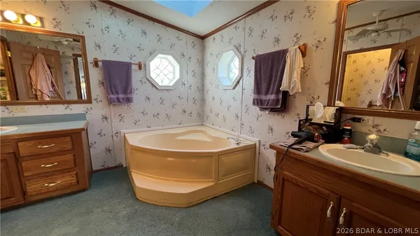 $343,000 | 28721 Keystone Drive, Rocky Mount, MO 65072