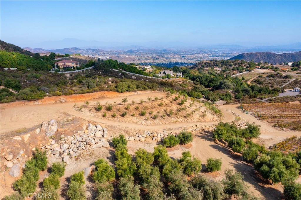 38575 Vía Vista Grande Murrieta, CA 92562 - Photo 17 of 73