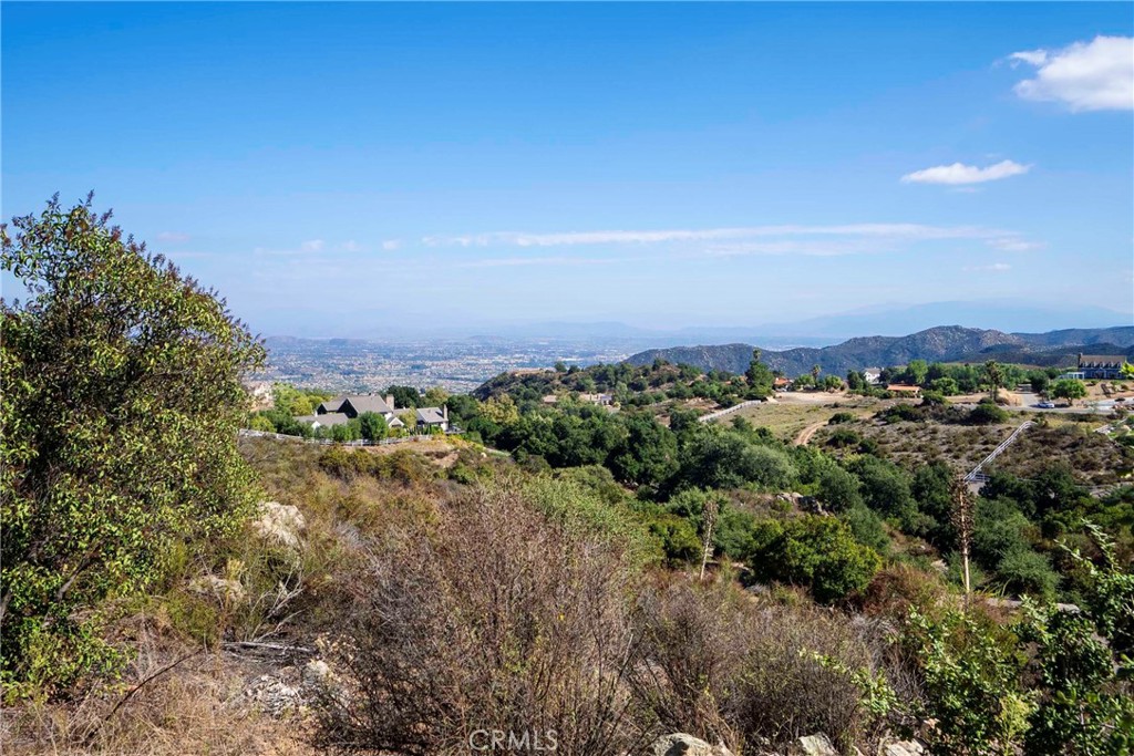 38575 Vía Vista Grande Murrieta, CA 92562 - Photo 18 of 73