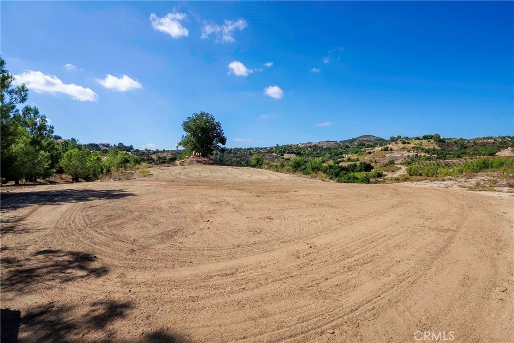 38575 Vía Vista Grande Murrieta, CA 92562 - Photo 38 of 73