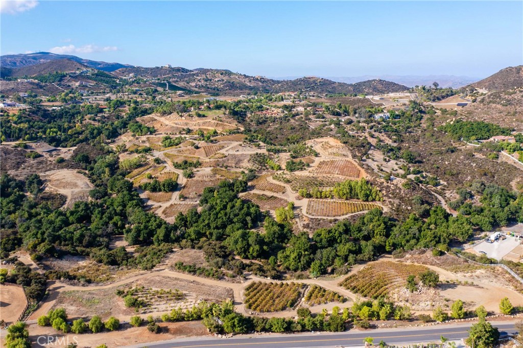 38575 Vía Vista Grande Murrieta, CA 92562 - Photo 4 of 73