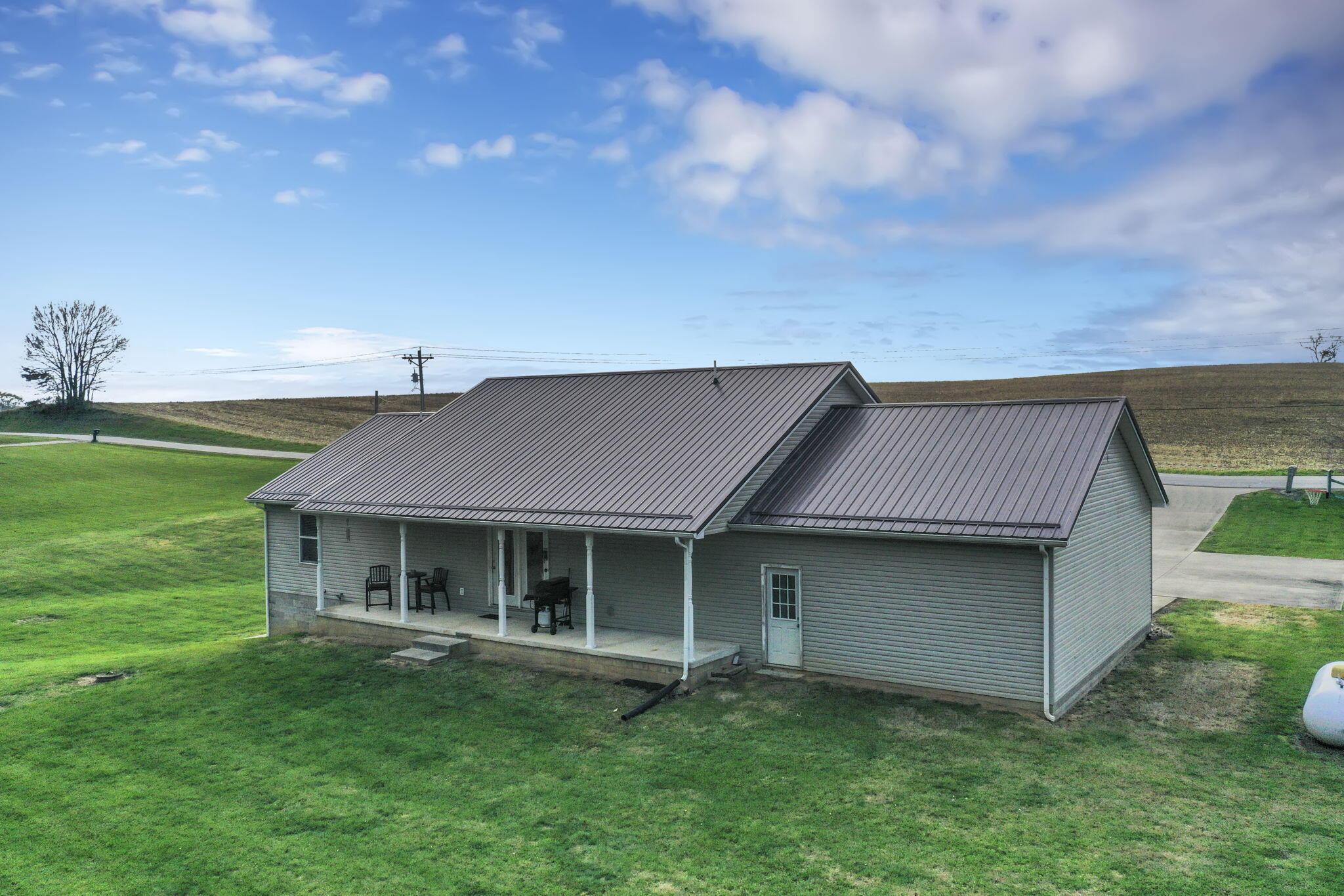 6092 Clearport Road Southwest Lancaster, OH 43130 - Photo 52 of 70 53-web-or-mls-DJI_0603