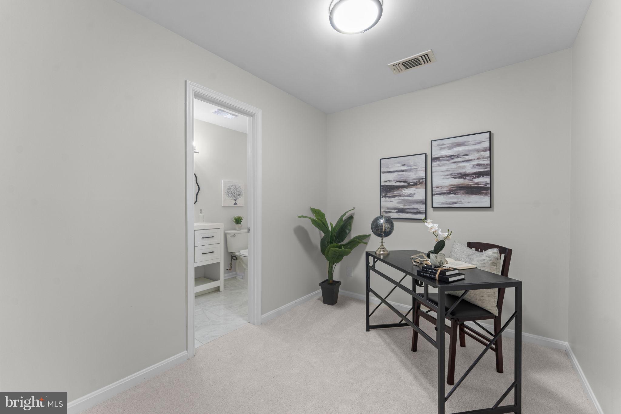4031 Chetham Way Woodbridge, VA 22192 - Photo 13 of 69 Den on level 1