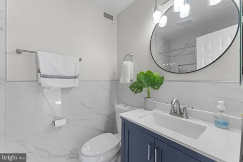 $400,000 | 4031 Chetham Way, Woodbridge, VA 22192