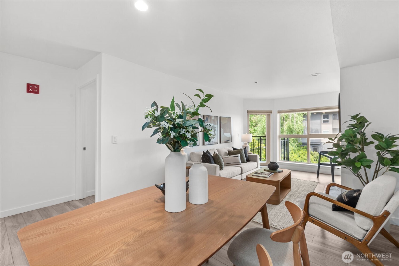 701 Galer Street, Unit 505 Seattle, WA 98109 - Photo 8 of 40