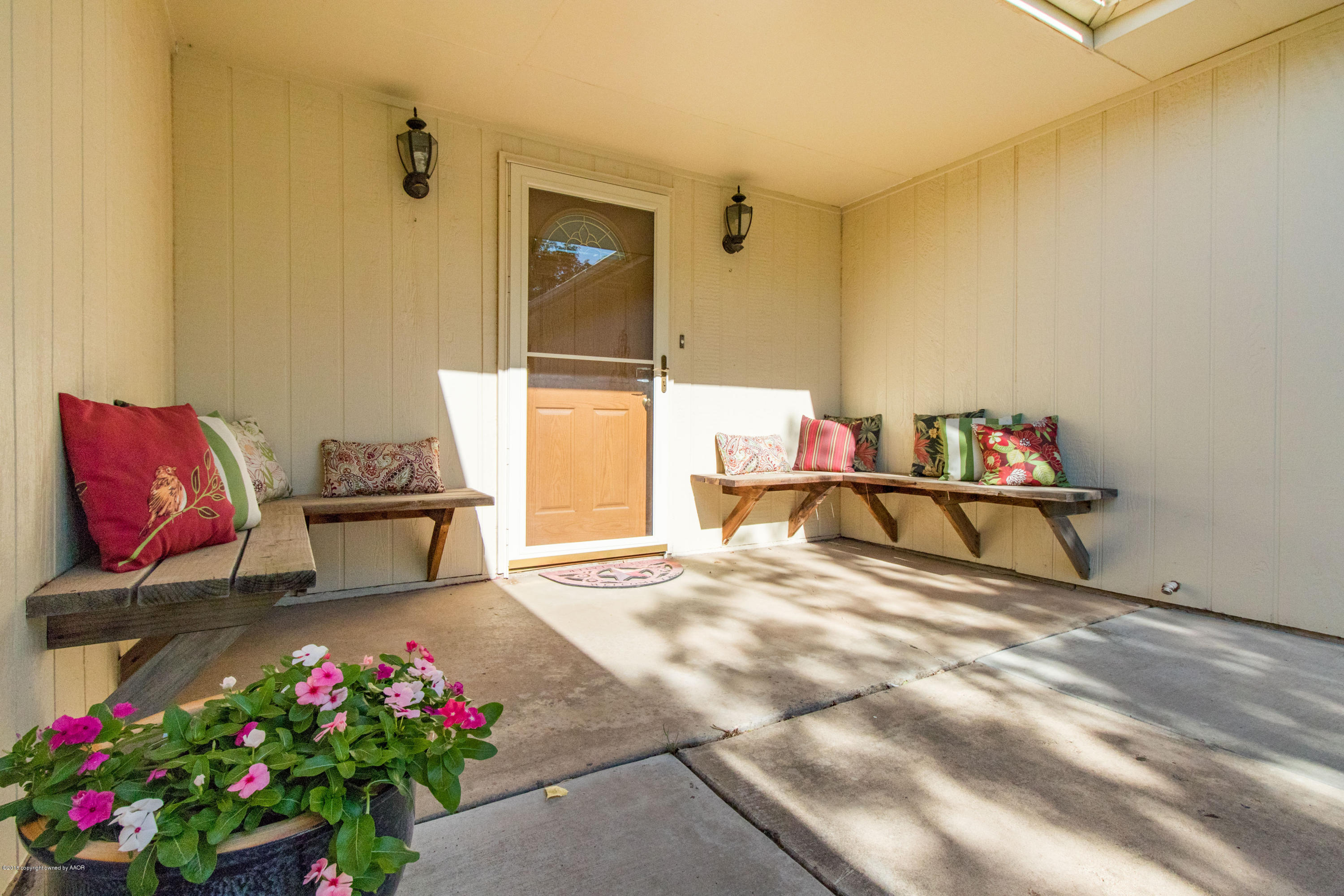 4414 Kingston Road Amarillo, TX 79109 - Photo 2 of 34 Front porch