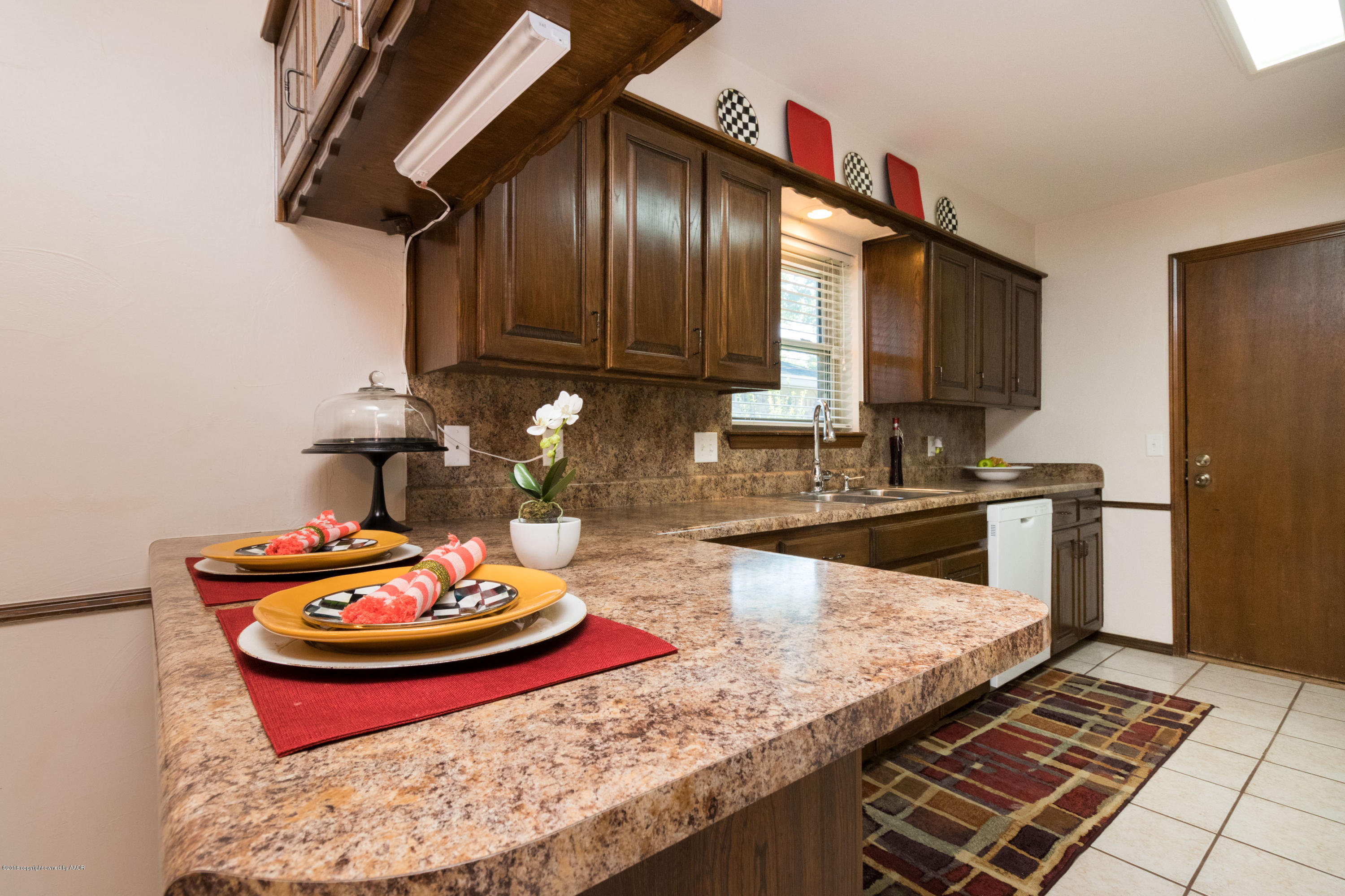 4414 Kingston Road Amarillo, TX 79109 - Photo 11 of 34 Kitchen 1