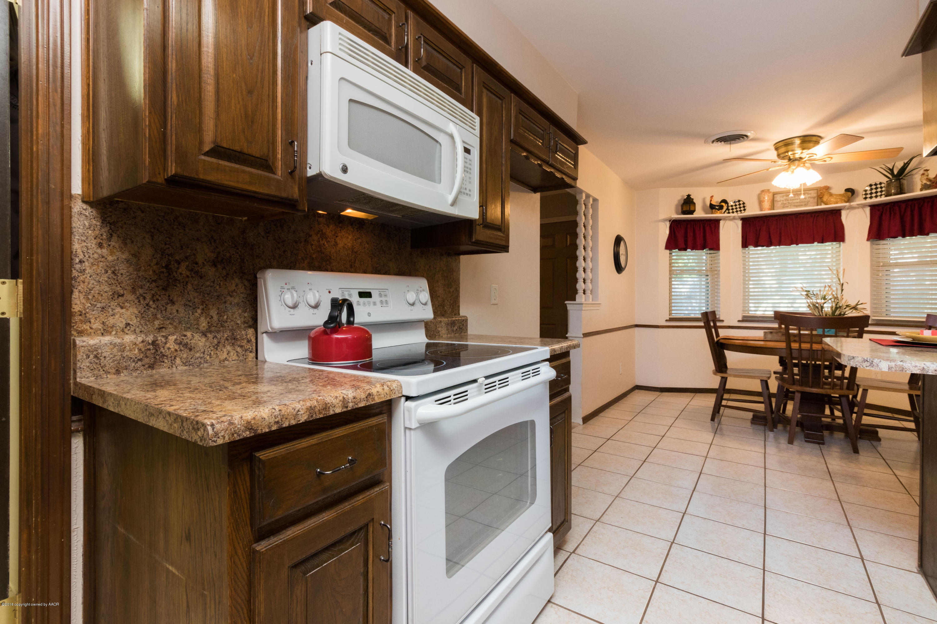 4414 Kingston Road Amarillo, TX 79109 - Photo 13 of 34 Kitchen 3