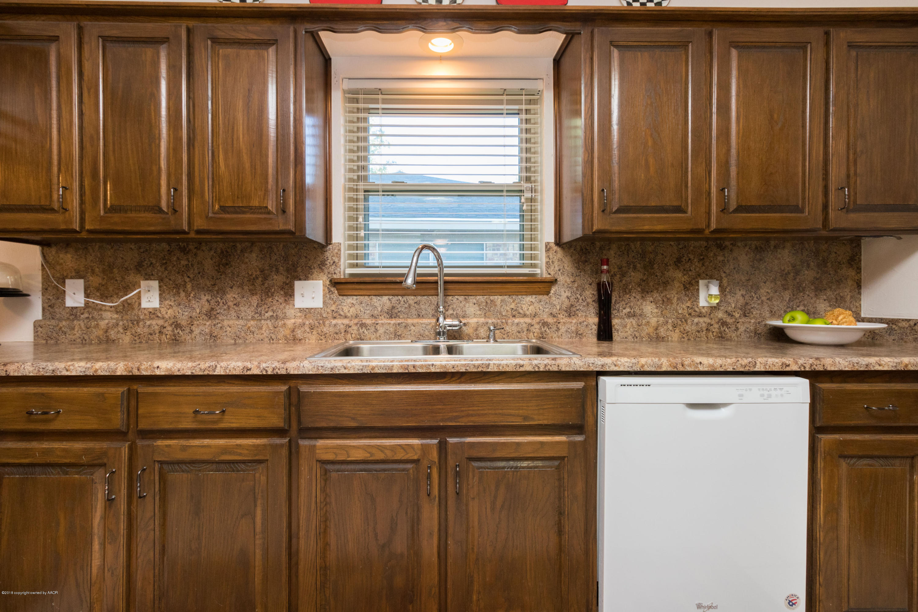 4414 Kingston Road Amarillo, TX 79109 - Photo 14 of 34 Kitchen 4