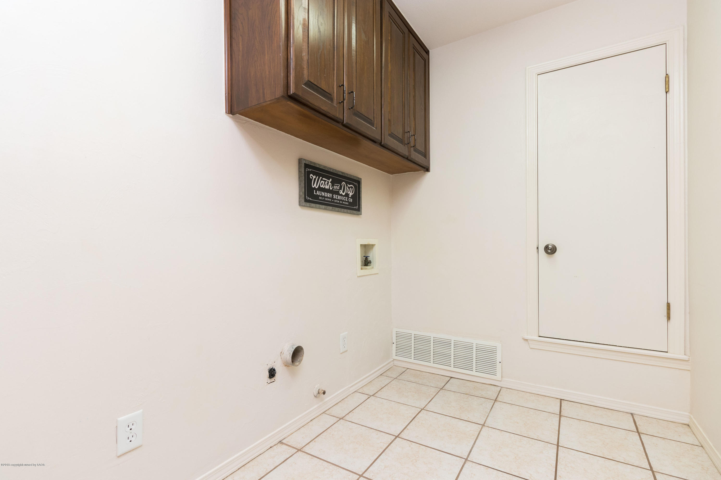 4414 Kingston Road Amarillo, TX 79109 - Photo 15 of 34 Utility room 1