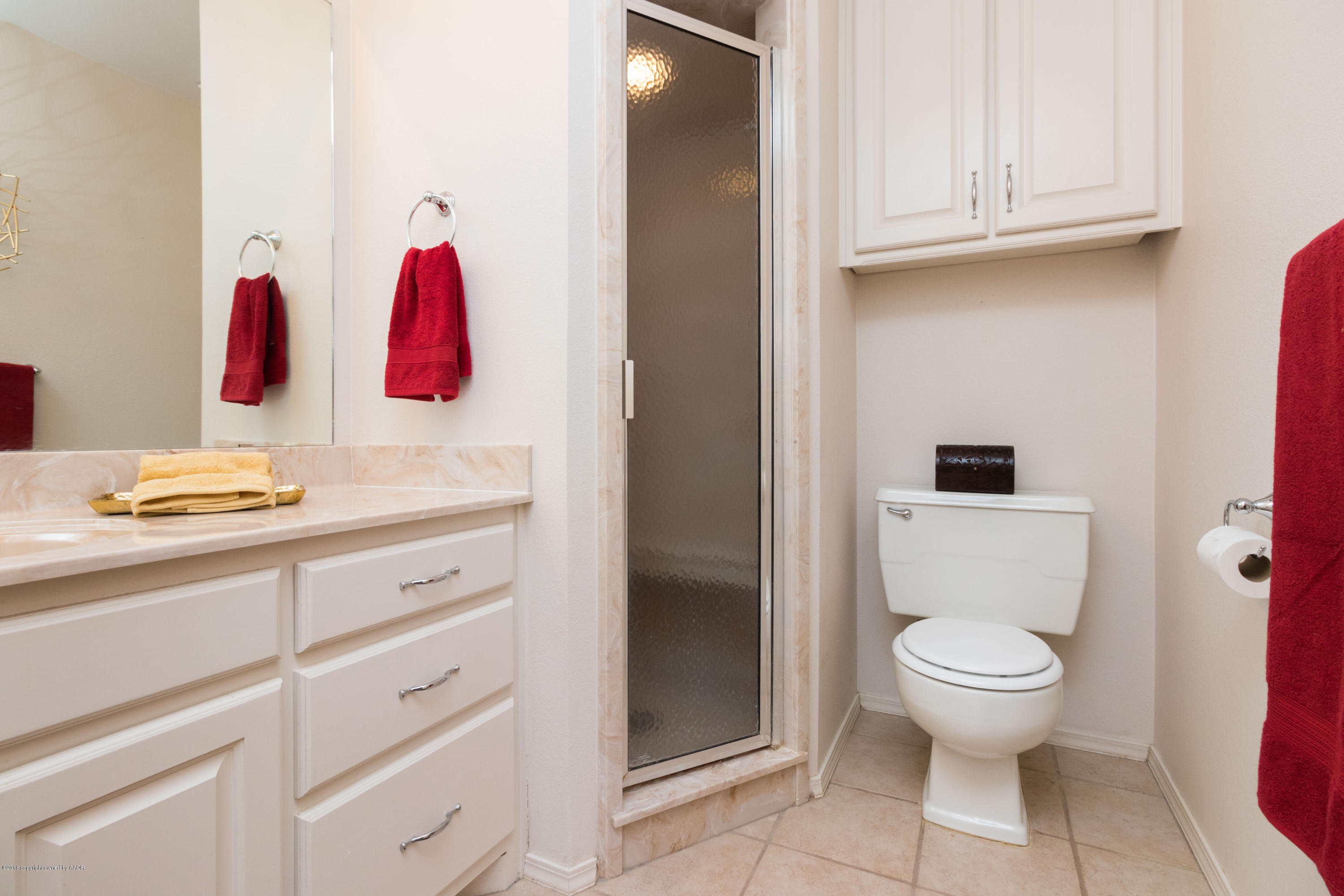 4414 Kingston Road Amarillo, TX 79109 - Photo 24 of 34 Master bath 1
