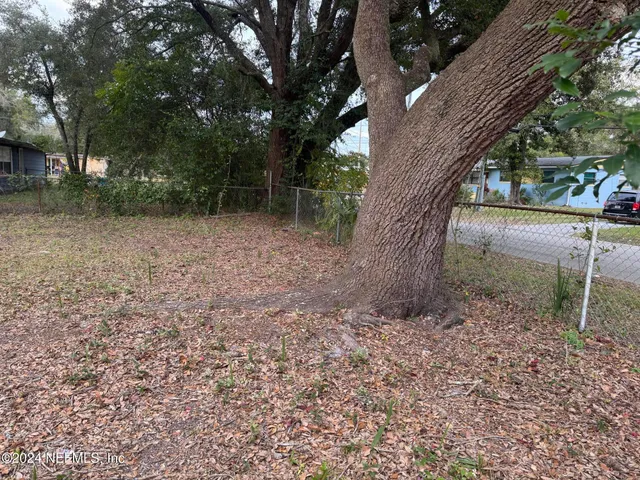 a view of outdoor space with trees