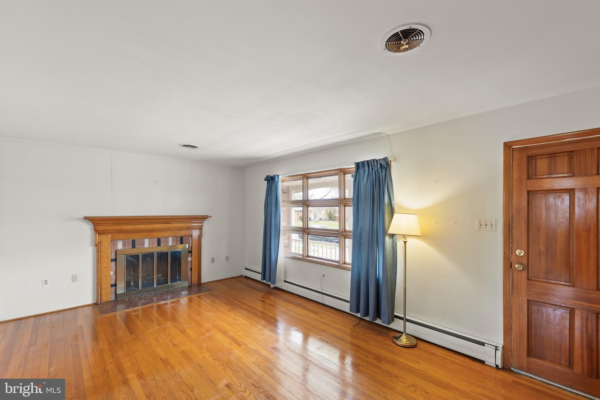101 Molden Drive Winchester, VA 22601 - Photo 5 of 28 Fireplace in family room