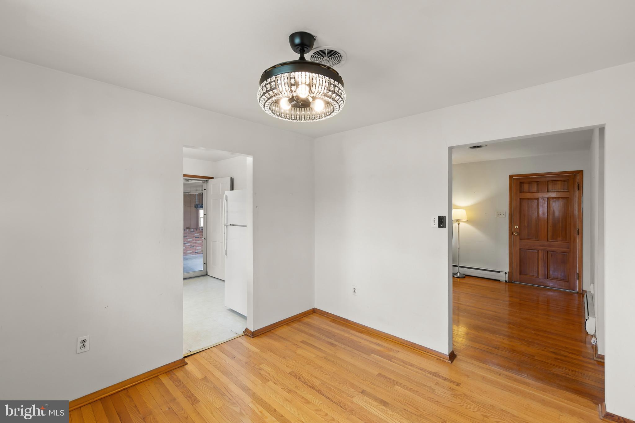 101 Molden Drive Winchester, VA 22601 - Photo 8 of 28 Dining room