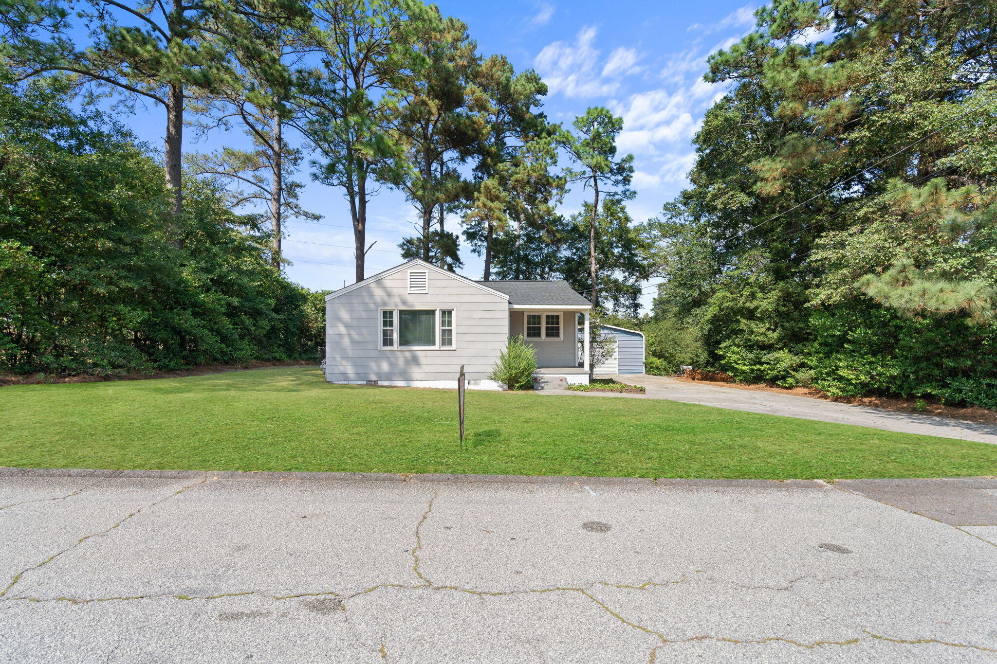 2129 Howard Road Augusta, GA 30906 - Photo 4 of 25 7-web-or-mls-DSC03665-1