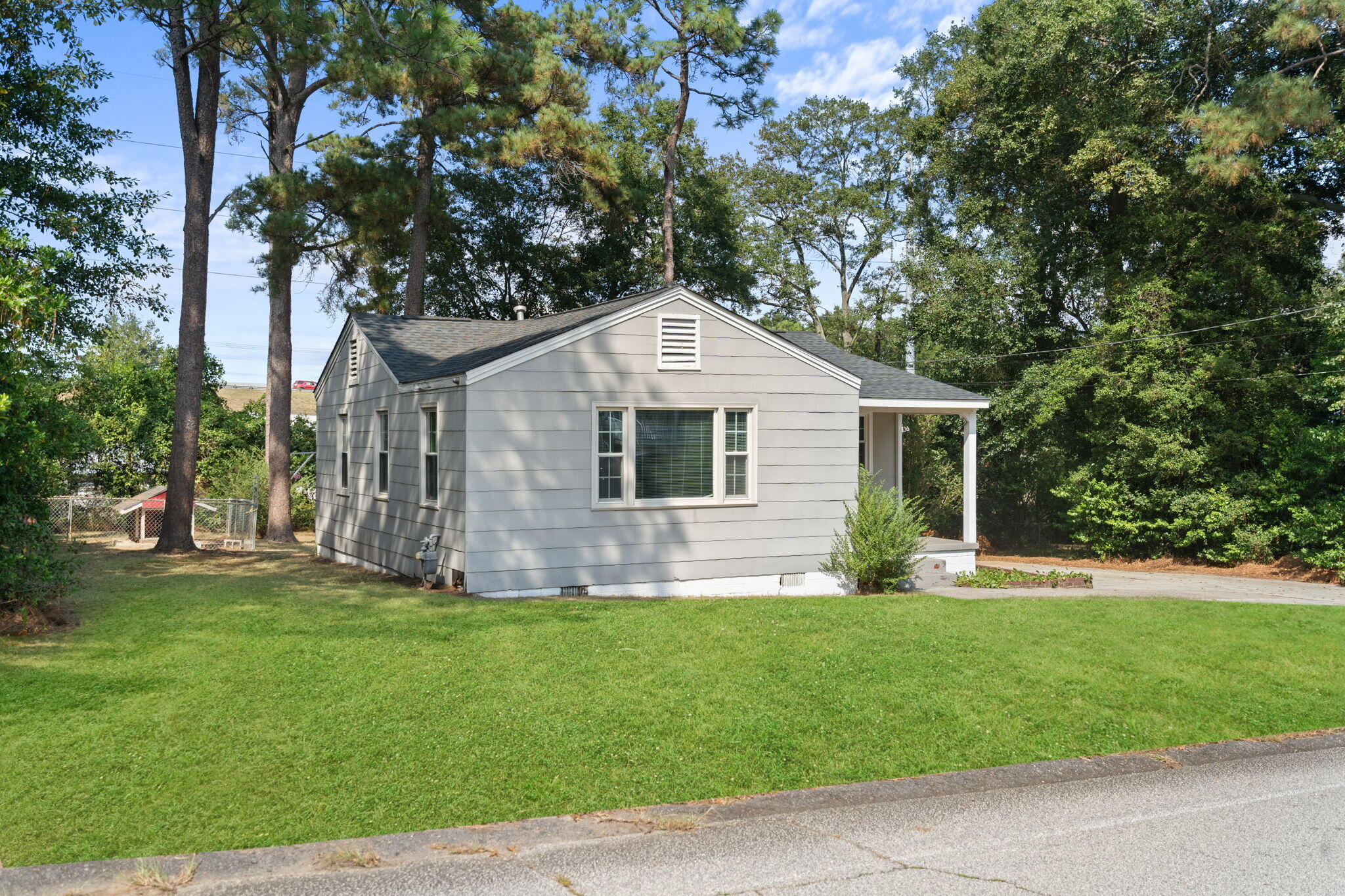 2129 Howard Road Augusta, GA 30906 - Photo 6 of 25 10-web-or-mls-DSC03675-1