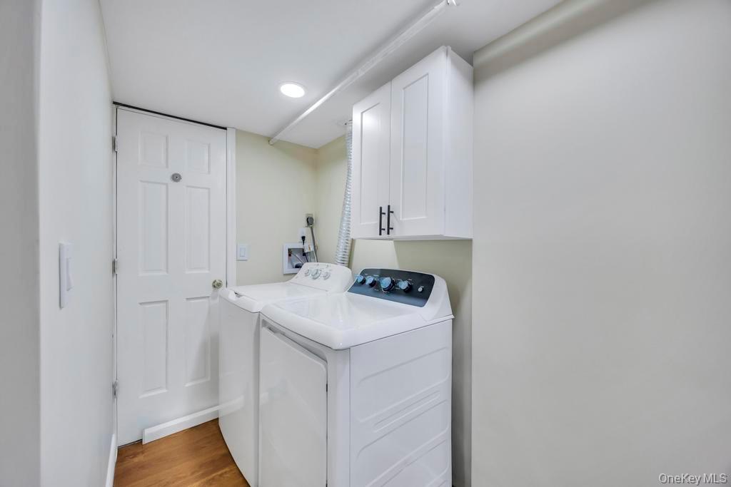 41 Winding Road Hicksville, NY 11801 - Photo 17 of 18