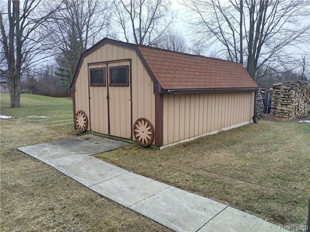 12735 Bryce Road Emmett, MI 48022 - Photo 16 of 22 16New Image.jpg