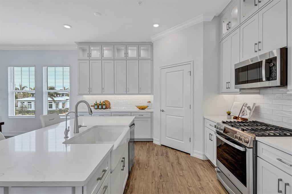 3027 Bermuda Sloop Circle Ruskin, FL 33570 - Photo 12 of 53