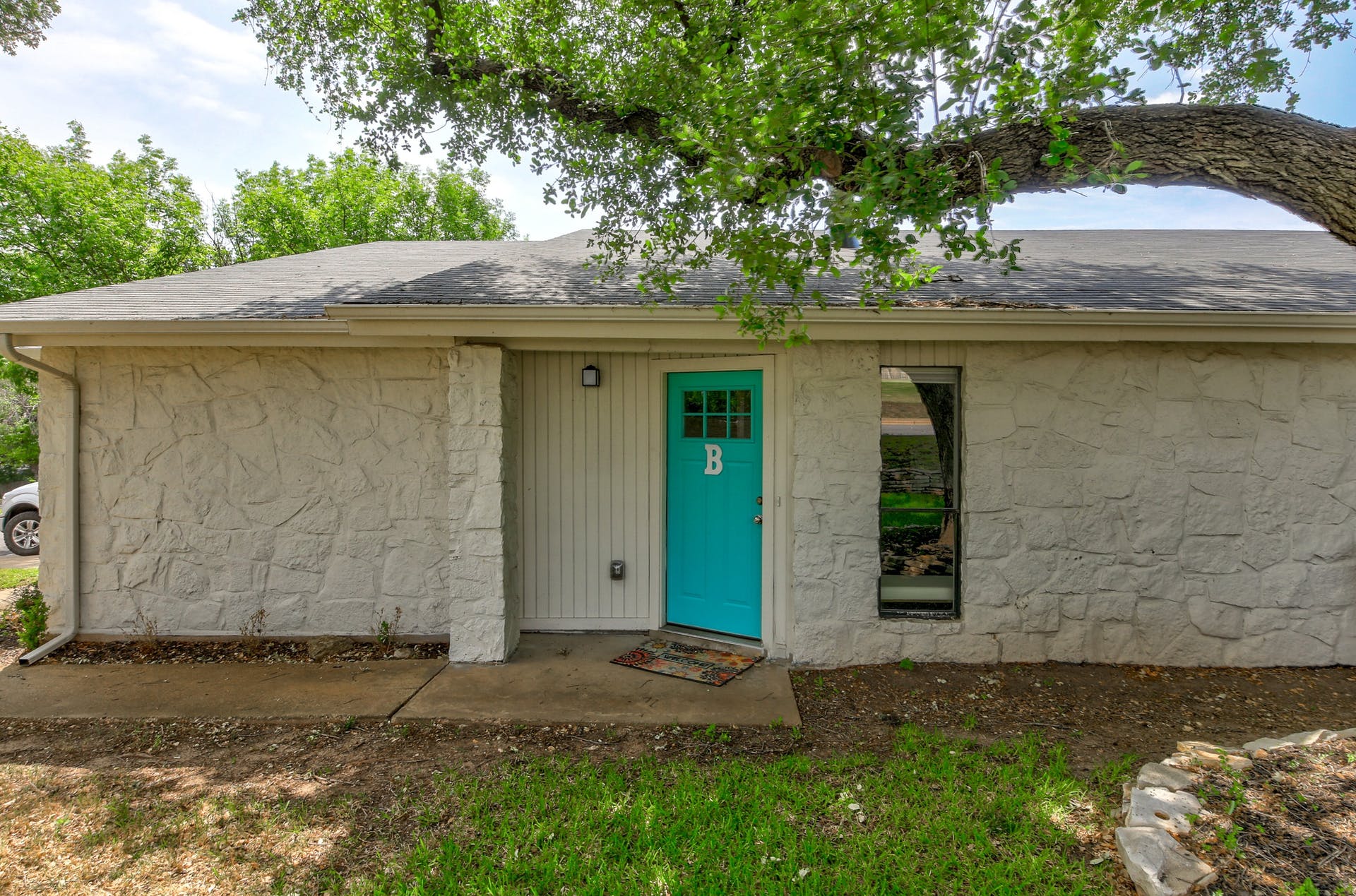 11118 Wandering Way Austin, TX 78754 - Photo 14 of 35 Unit B Front door