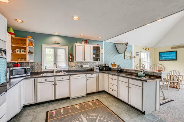 $850,000 | 508 Tremont Road, Tremont, ME 04612